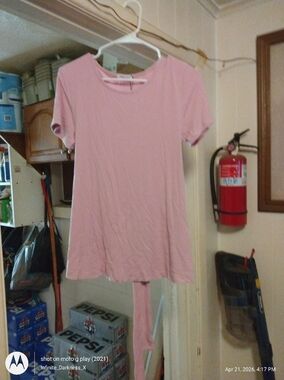 SMALLSHOW Ribbed Light Pink Tee - Crew Neck